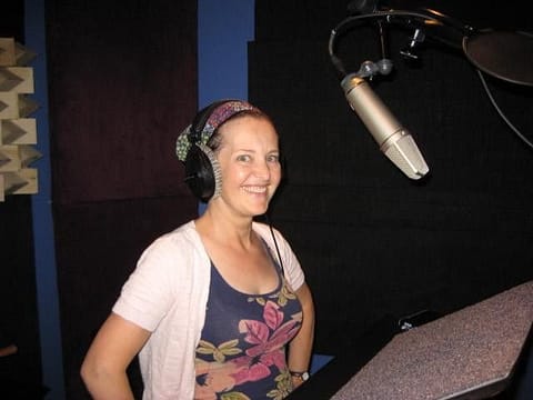 Cromerty York - British Female Voice Over - In her studio