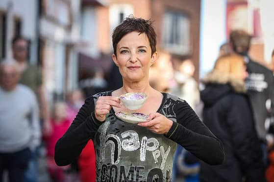 Cromerty York - British Female Voice Over Artist - Street Scene